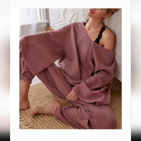 Free People Tops - NWT Free People Day Off Fleece Pullover / Wild Ginger